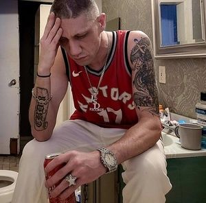 Meet your Posher, Christopher